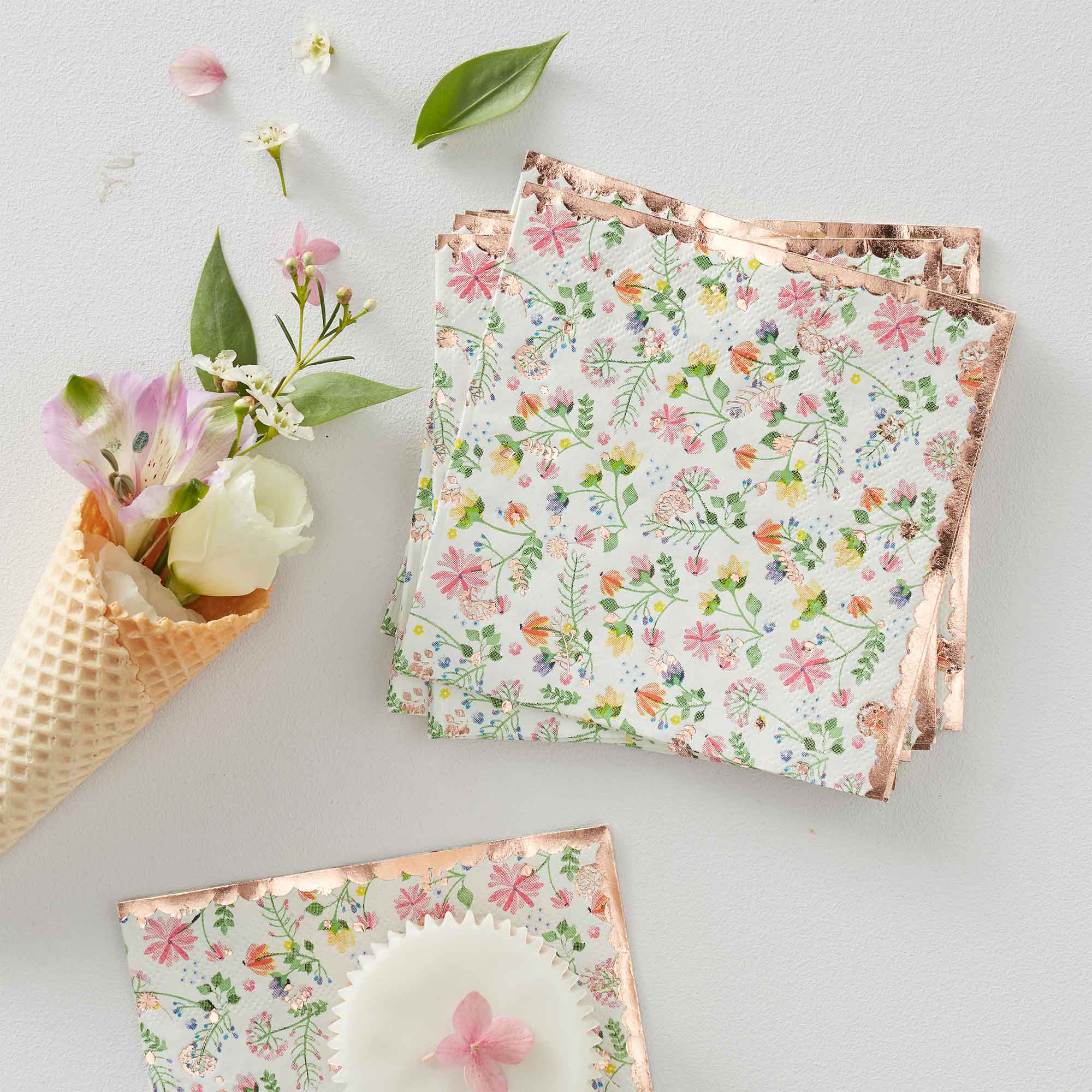 Ditsy Floral Napkins 12cm - Party Savers